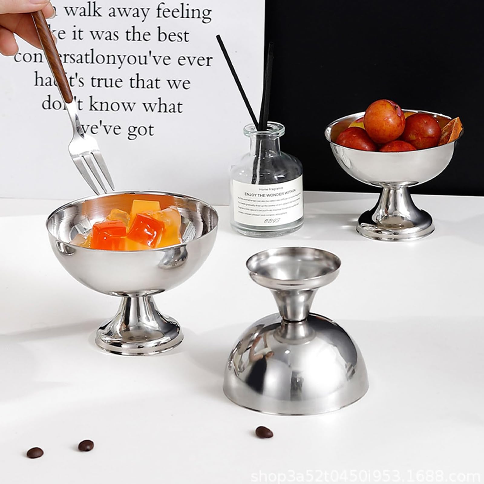 BAIFULAI 4 bicchieri da gelato da 150 ml, in acciaio inox: 8,2 cm, in acciaio inox, Ice Cream Sundae, per gelato, yogurt, macedonia di frutta e budino, ideali per matrimoni, feste, caffè e ristoranti