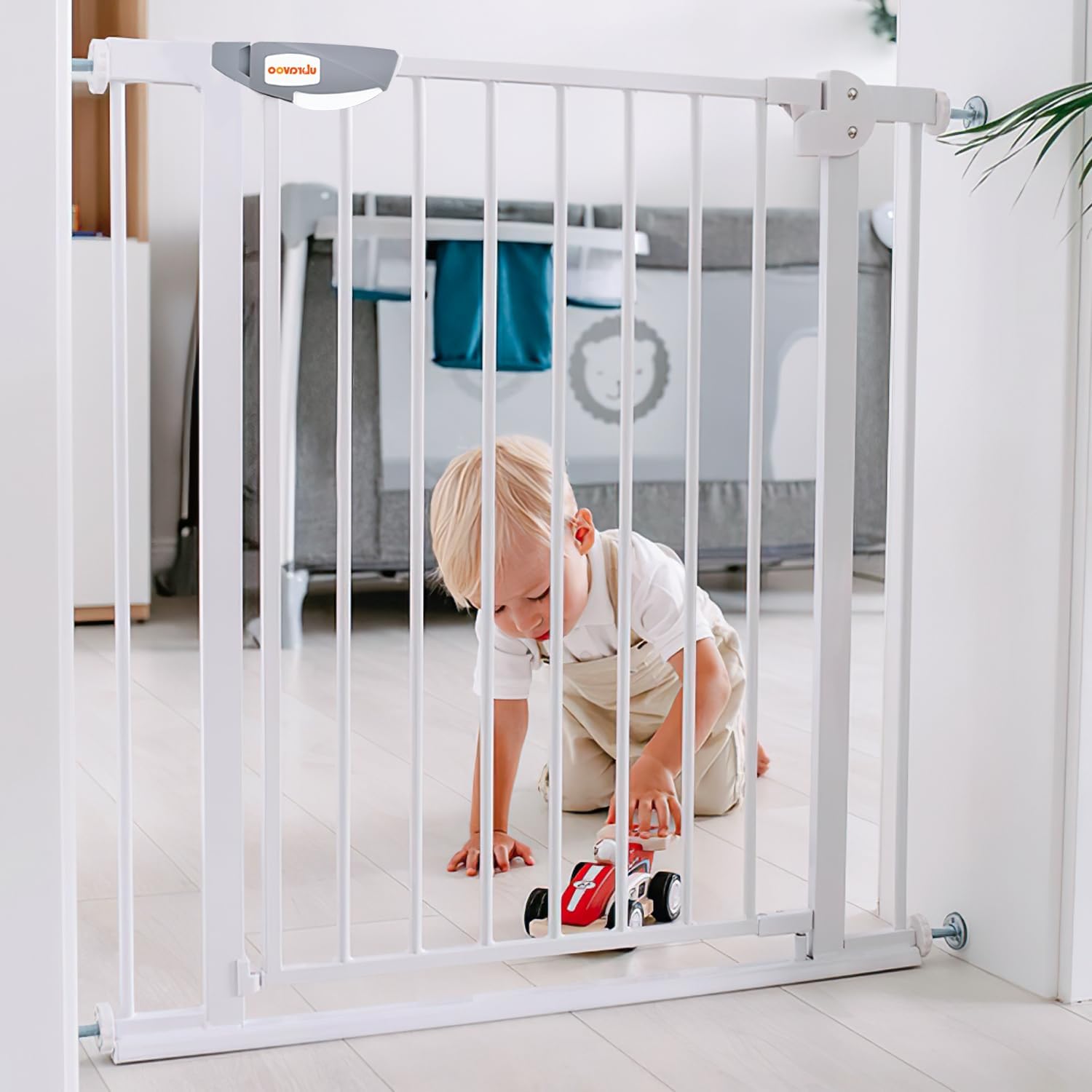 UBRAVOO Cancelletto per Bambini per Cani, Altezza 100 Cm Cancelletto di Sicurezza per Bambini 85-94 cm di Larghezza Chiusura Automatica Tripla Serratura Aperta Tenere Cancello per Scale