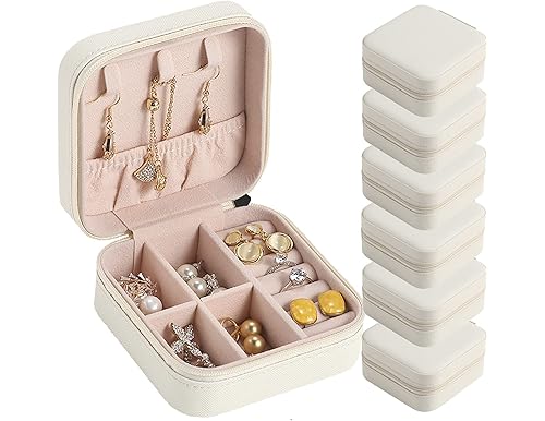 6 Best Bridesmaid Gift Sets for Memorable Wedding Moments