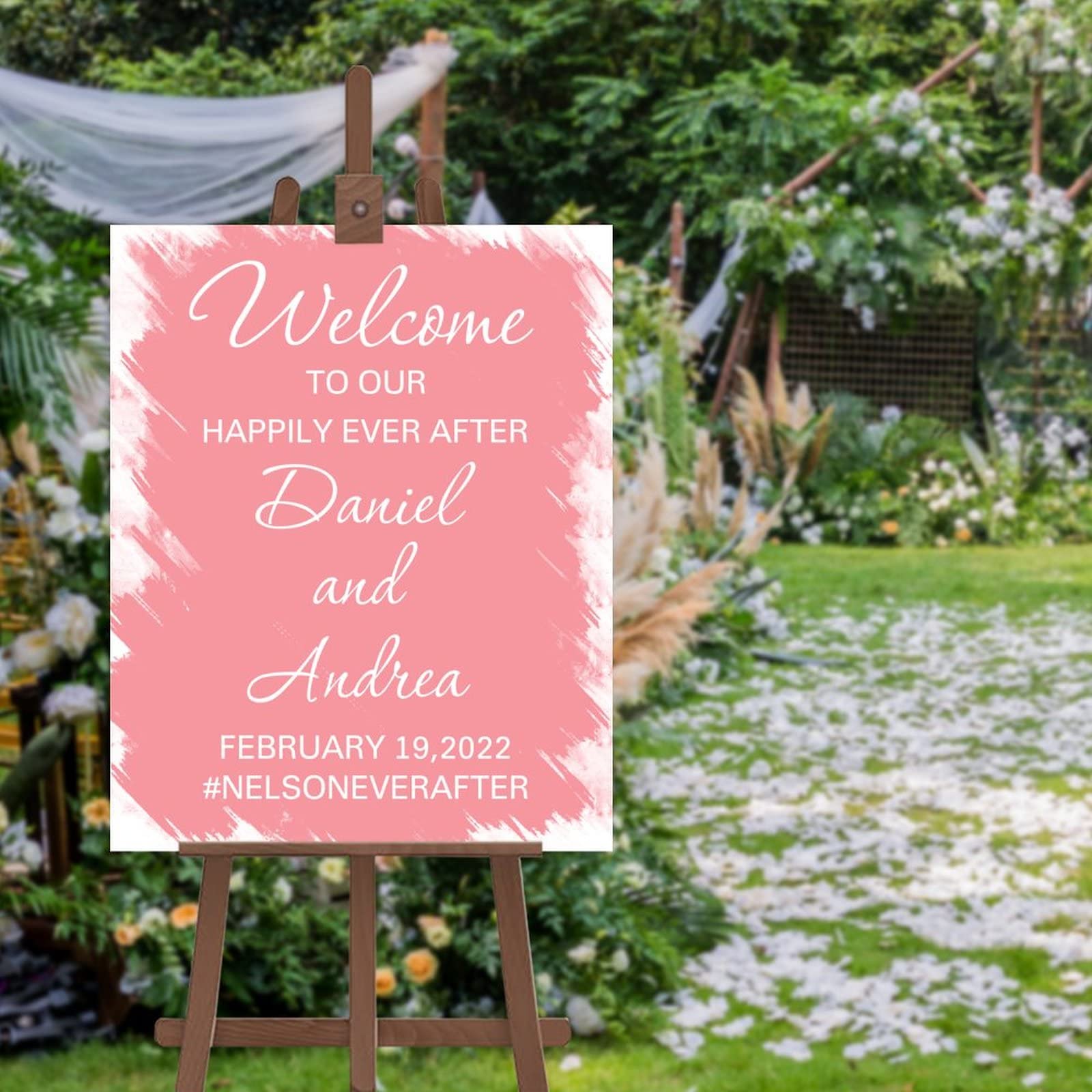 Panneau personnalisé mariage chic gravé avec les noms des futurs mariés