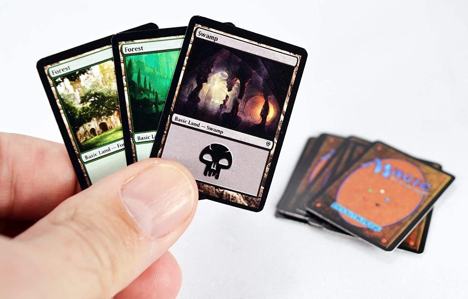 Worlds Smallest Magic: The Gathering Exclusive Collector Set Featuring Ajani VS. Nicol Bolas and Jace vs Vraska Duel Decks and Exclusive Playing Dice