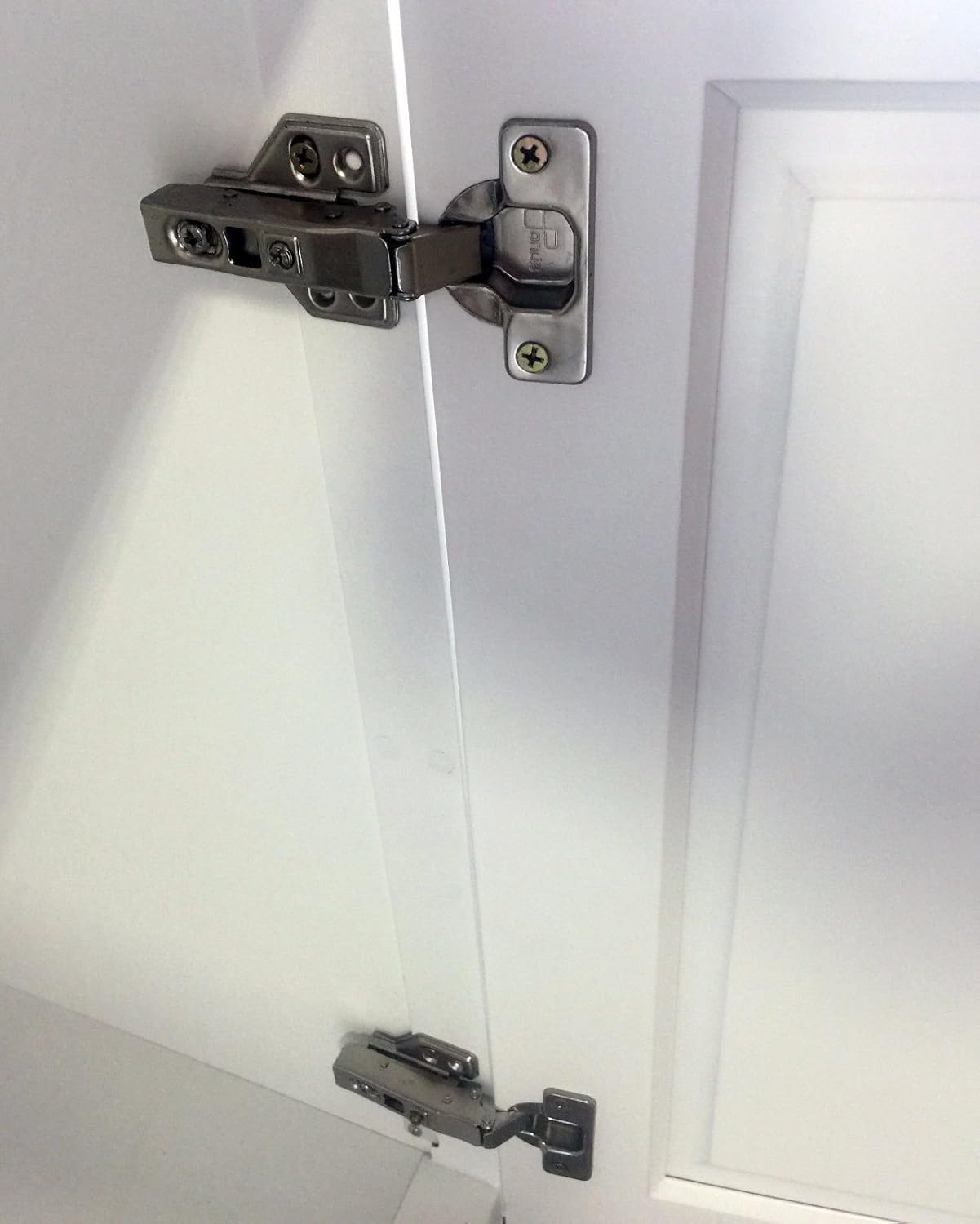 Flash Deals - 40% OFF New Atique White Single-sink Bathroom Vanity Base Cabinet 30 Wide x 21 Deep AW-V3021DLR