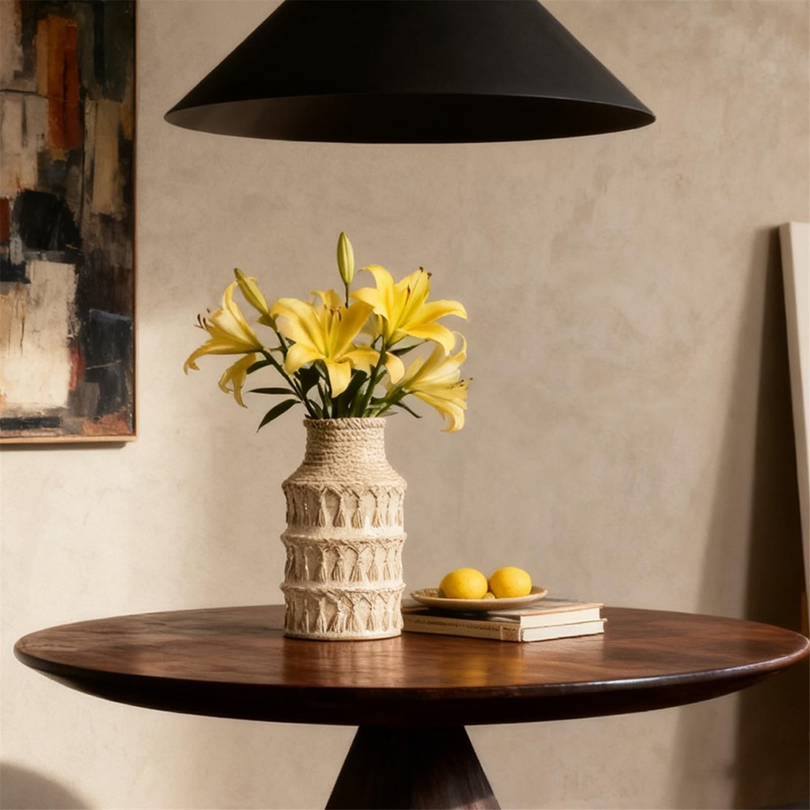 Wazon Beżowe tłoczone wazony ceramiczne. Dekoracyjny wazon na kwiaty o wysokości 23 cm do wystroju domu