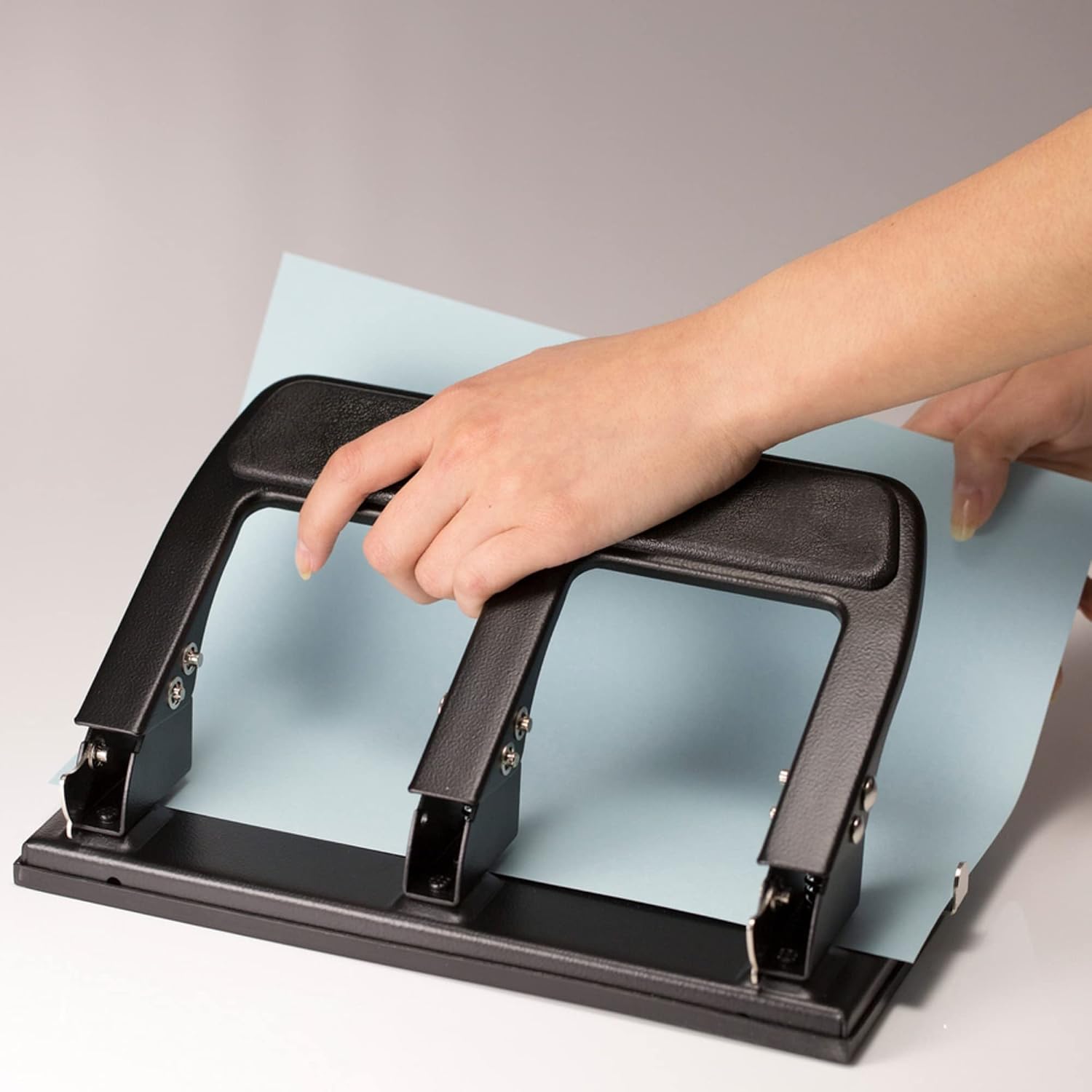Office mate Heavy Duty 3 Hole Punch with Padded Handle, 40-Sheet Capacity, Black (90089)