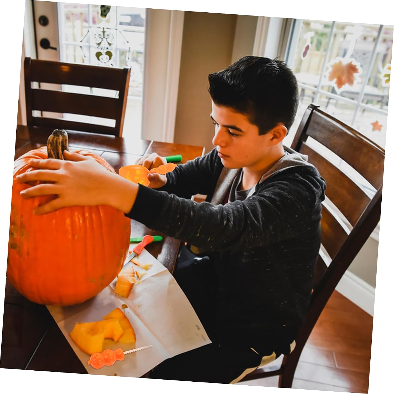 KICHOUSE Pumpkin Kit for Boys and Girls 4pcs Set Gloves and Scrapper Ideal for Halloween Pumpkin
