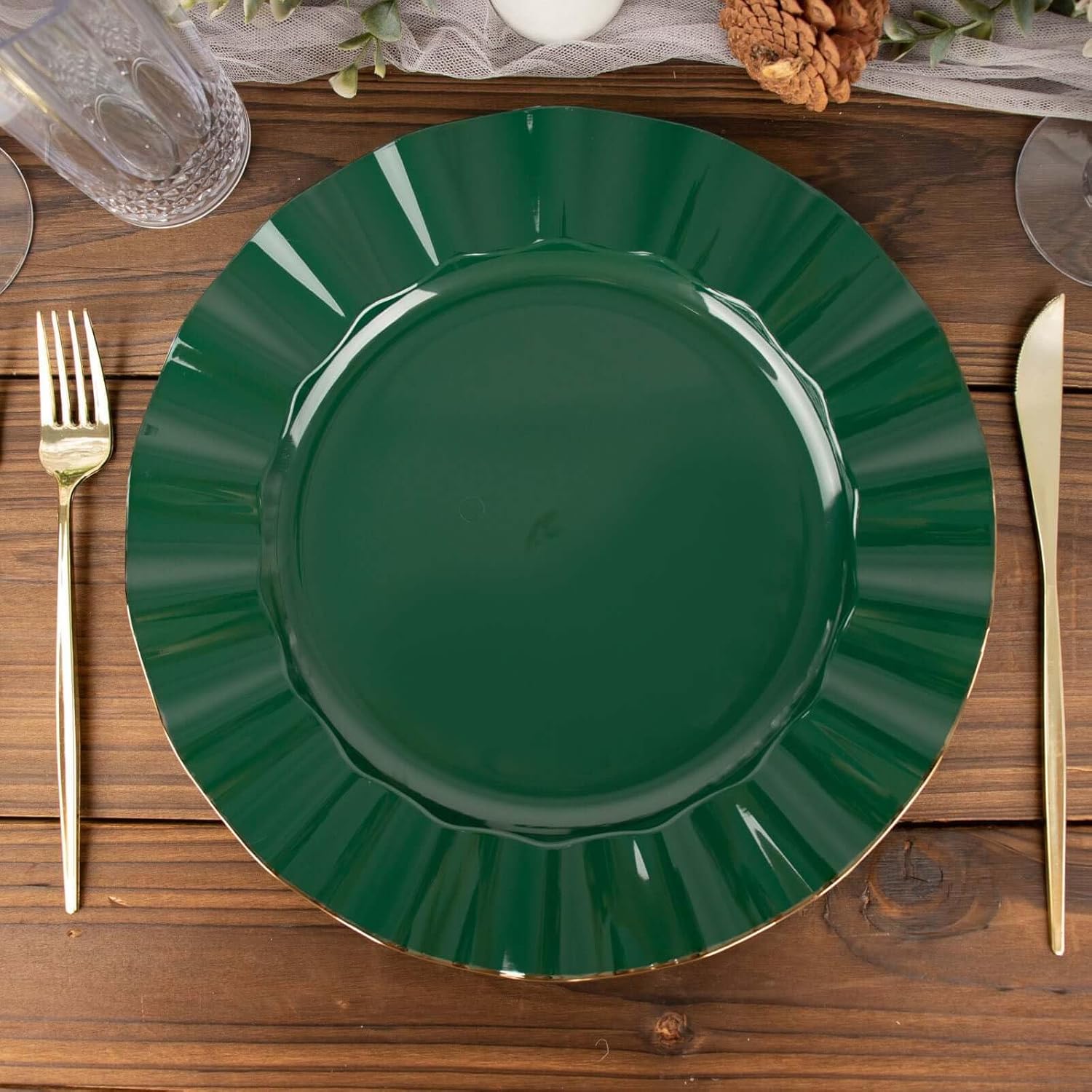 Efavormart 11" Dinner Plates – Set of 10 Plastic Hunter Green Round Disposable Plates with Gold Ruffled Rim – Elegant Tableware for Wedding Receptions, Dinner Parties, Holiday Events, and Catering
