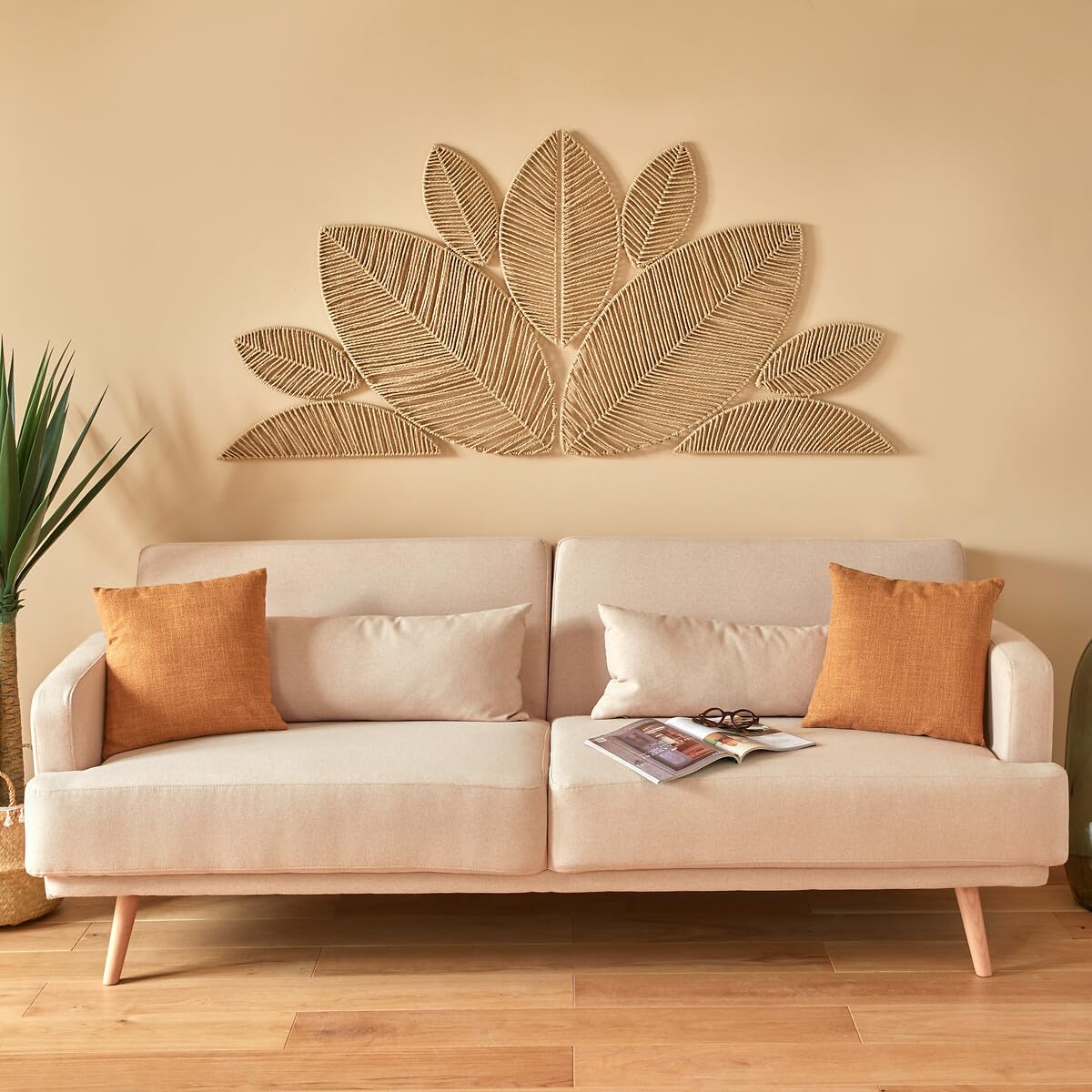 Atmosphera - Decoración de Pared de Papel Tejido y Metal Meera - 160 x 80 cm - Decoración Colgante Bohemia con Forma de Hoja en Beige - para Dormitorio, salón, Comedor y cabecero