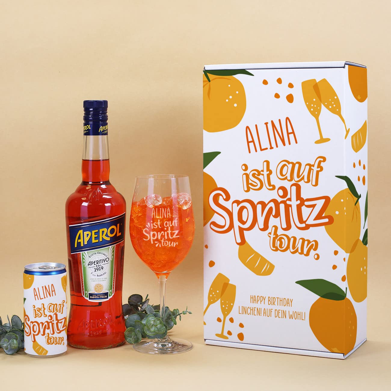 Herz & Heim Geschenkset für Frauen mit Aperol, Weinglas Gravur, Secco Dose Name – Geburtstagsgeschenk