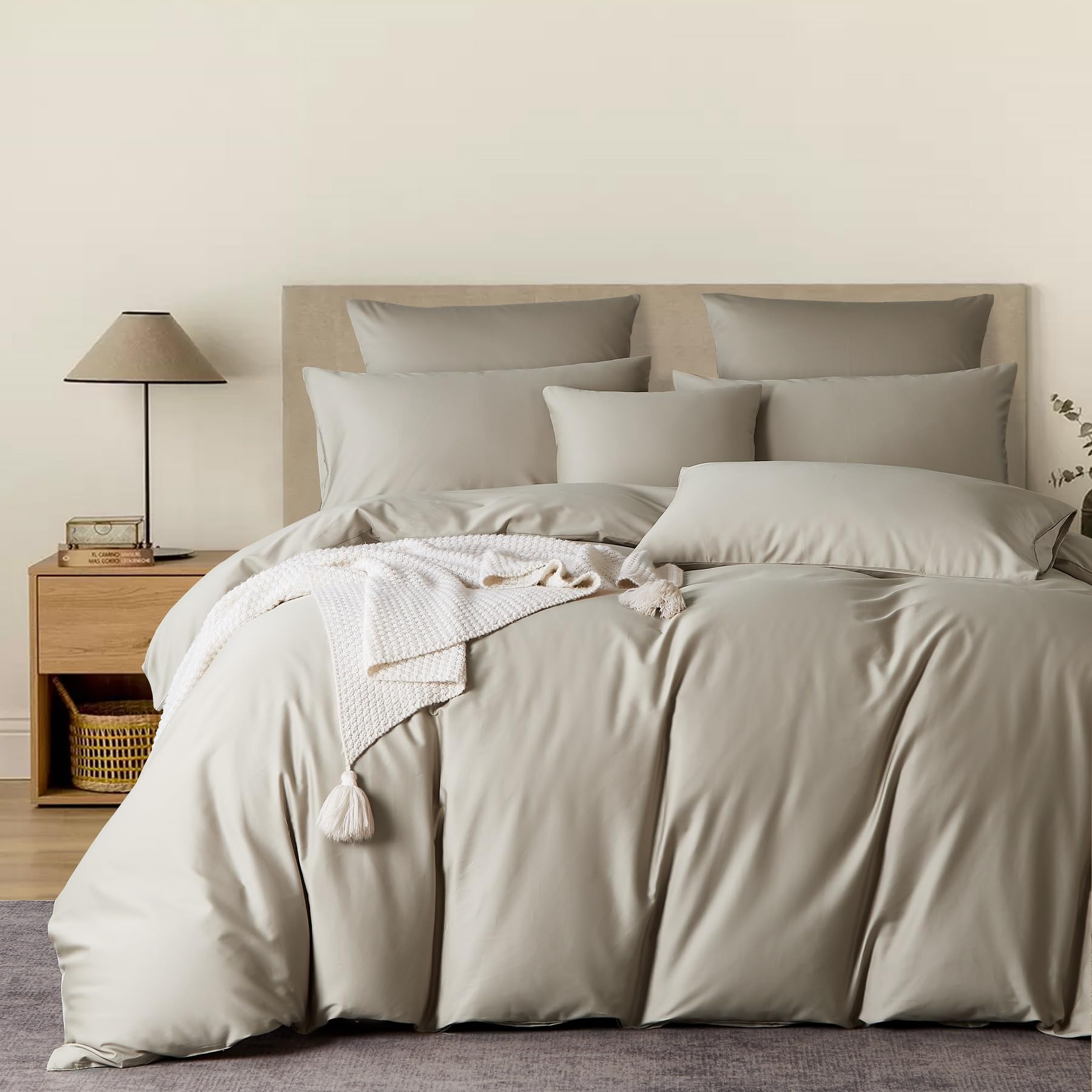 Satin Bettwäsche 220x240 Beige 100% Langstapelige Baumwolle Kühlend Mako Satin Bettwäsche Weich Seidig Atmungsaktiv Seide Bettbezug Set 3 Teilig mit Reißverschluss und 2 Kissenbezüge 80x80 cm