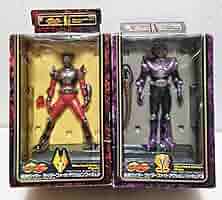 仮面ライダー龍騎　仮面ライダー　ライダーファイトアクションフィギュア３　仮面ライダー王蛇 王蛇サバイブと王蛇（ブランク体）の2形態が揃う！フィギュア