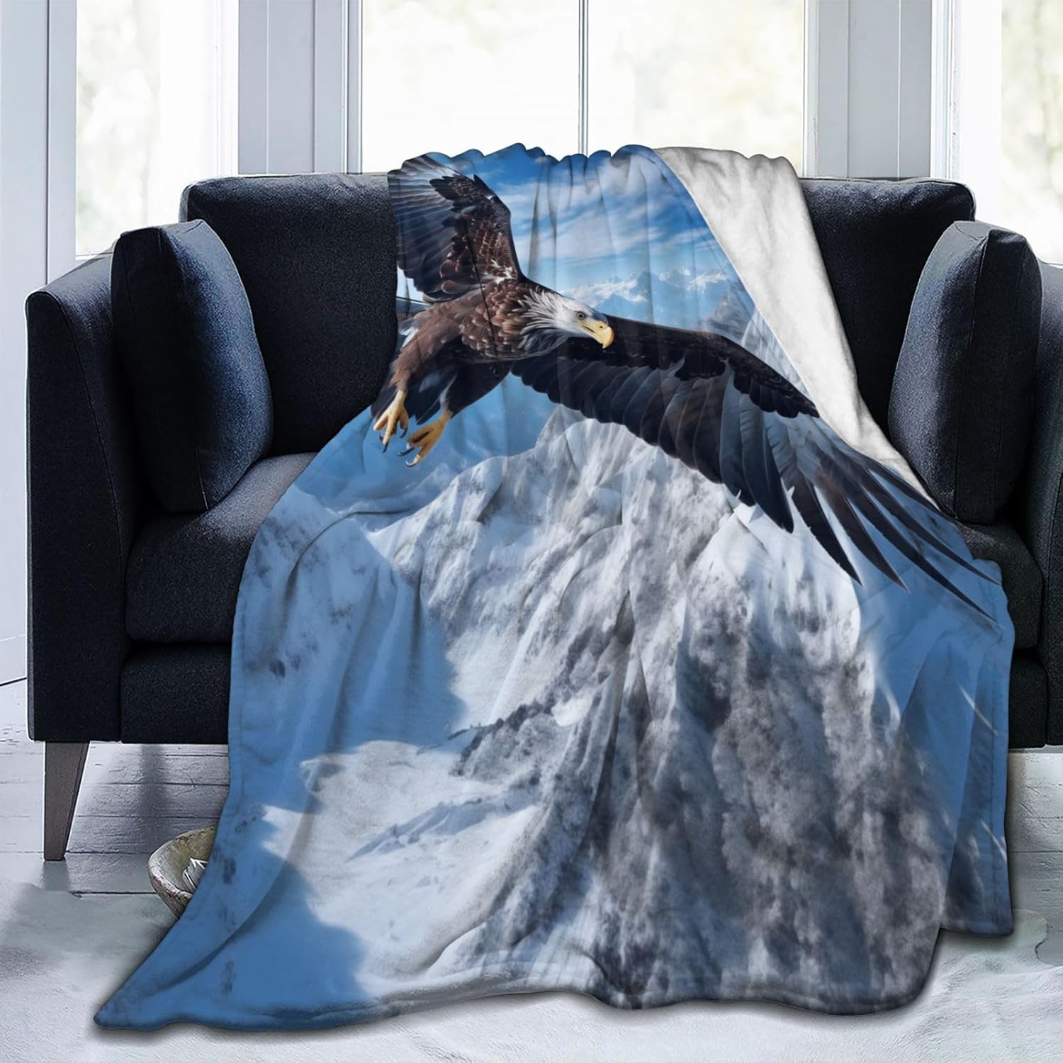 Bald Eagle Snowy Mountain Blanket Gfits for Women Men Kids Flying Eagle Flannel Throw Blankets Soft Fuzzy Lightweight for Home Decor Couch Bed Sofa 80x60 Inches
