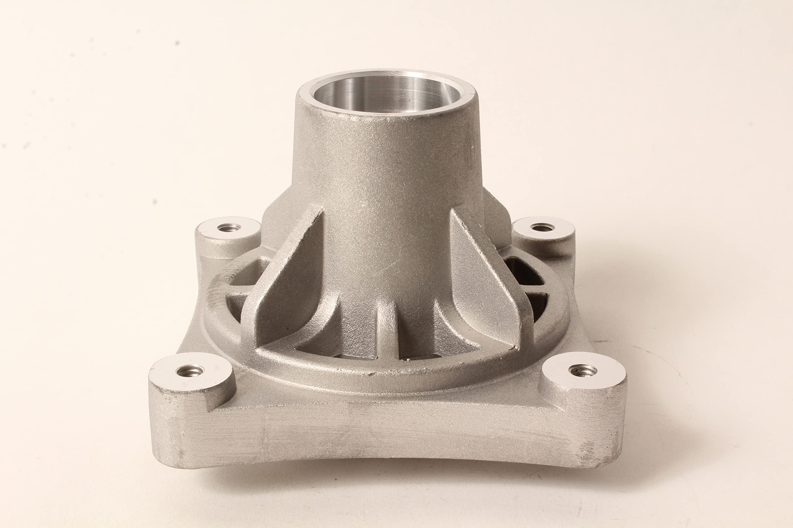Amazon.com - Blade Spindle Housing ONLY Fits Hustler 604218 Raptor