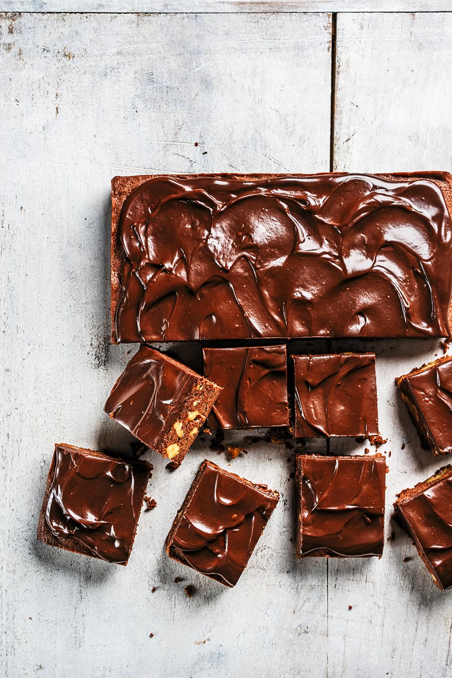 The Great Book of Chocolate, Revised /anglais: The Chocolate Lover's Guide with More Than 50 Recipes [A Baking Cookbook]