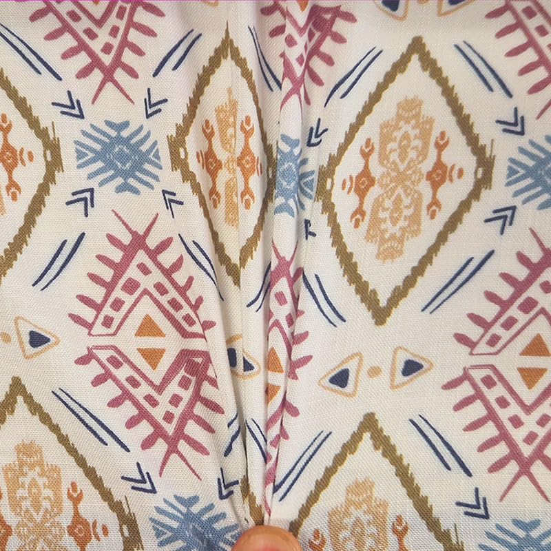 Tela Estampada, Viscosa por metro,será ideal para la creación de tus vestidos, blusas, faldas, pantalones, blusas, tops, bufandas ..ETC (#6, 1 METRO)