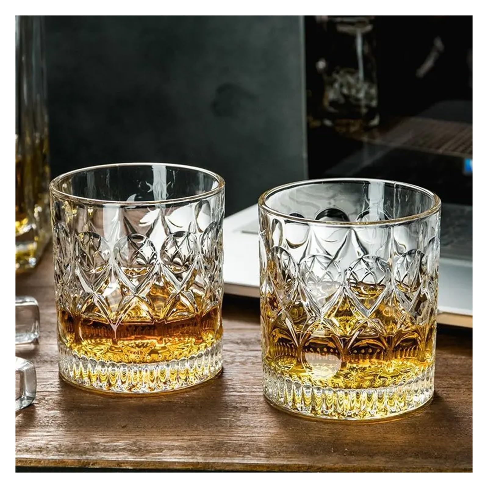 Kristallgläser 235 ml/330 ml Whiskygläser Relief Cocktailglas Transparent Trinkgläser Transparent Cognacglas Kaltgetränkebecher(330ml)