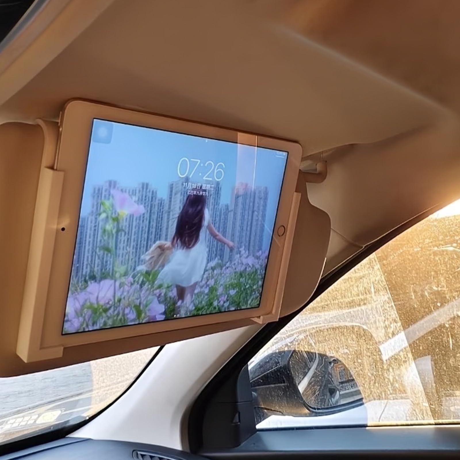車載ホルダー タブレットホルダー サンバイザー 助手席 スマホホルダー 車載用 タブレット スタンド iPadホルダー 伸縮式 安定性 携帯ホルダー 車内 映画 縦横向き ドライブ 長距離 哄娃神器 4.7-12.9インチ全機種対応