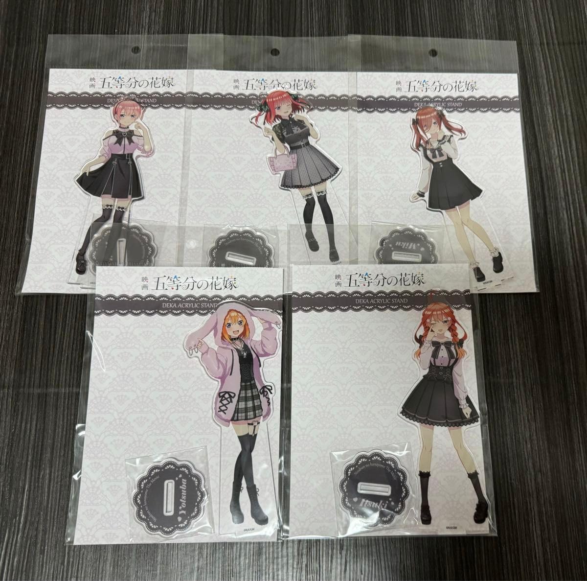Amazon.co.jp: 五等分の花嫁 アクリルスタンド 新宿マルイ kawaii 中野 