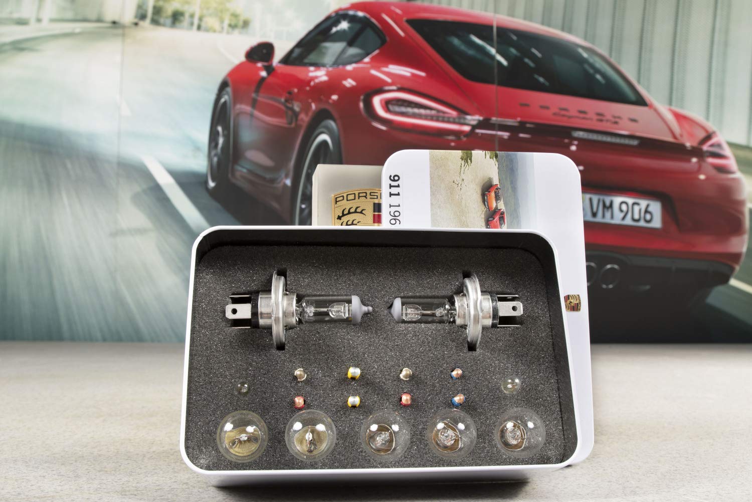 - Porsche Classic 911F (1965-1971) - Bombillas de repuesto + fusibles + caja