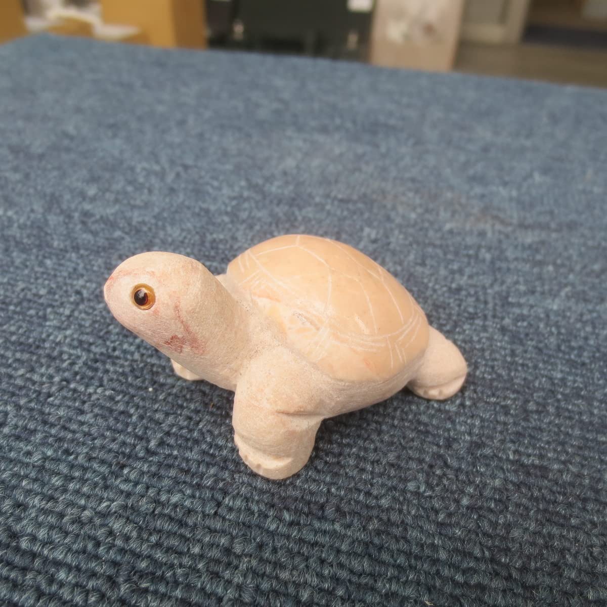 【大きめ】石　亀　置物　石彫　石製　縁起物 楽天市場】【送料無料】 石の亀(御影石)【縁起物】亀は【万年