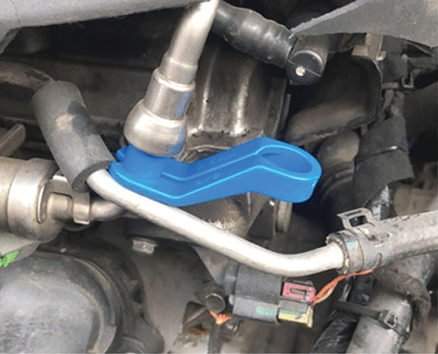 Performance Tool W83101 A/C and Fuel Line Disconnect Set - Effortless Disconnect for Various Vehicle Models