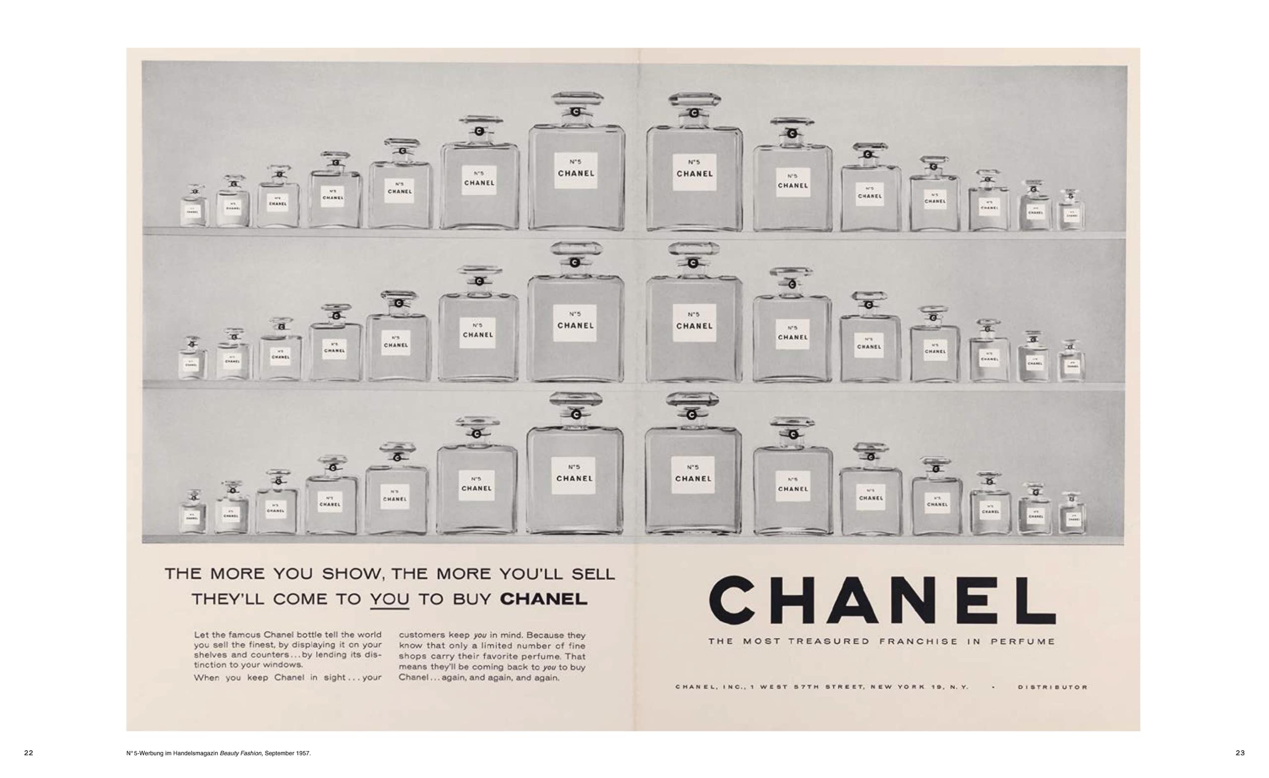Chanel N° 5: Zweibändige Prachtausgabe in edler Schmuckkassette