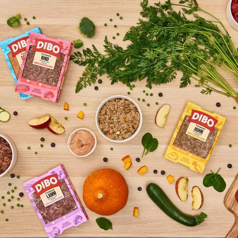 DIBO Frischemenü Rind 8kg (20 x 400g) - Tiefgekühltes Komplettmenü mit Rind, Reis & Gemüse – Omega‑3‑reiches Hundefutter - Sous‑Vide gegart - Ohne Getreide & Zusatzstoffe