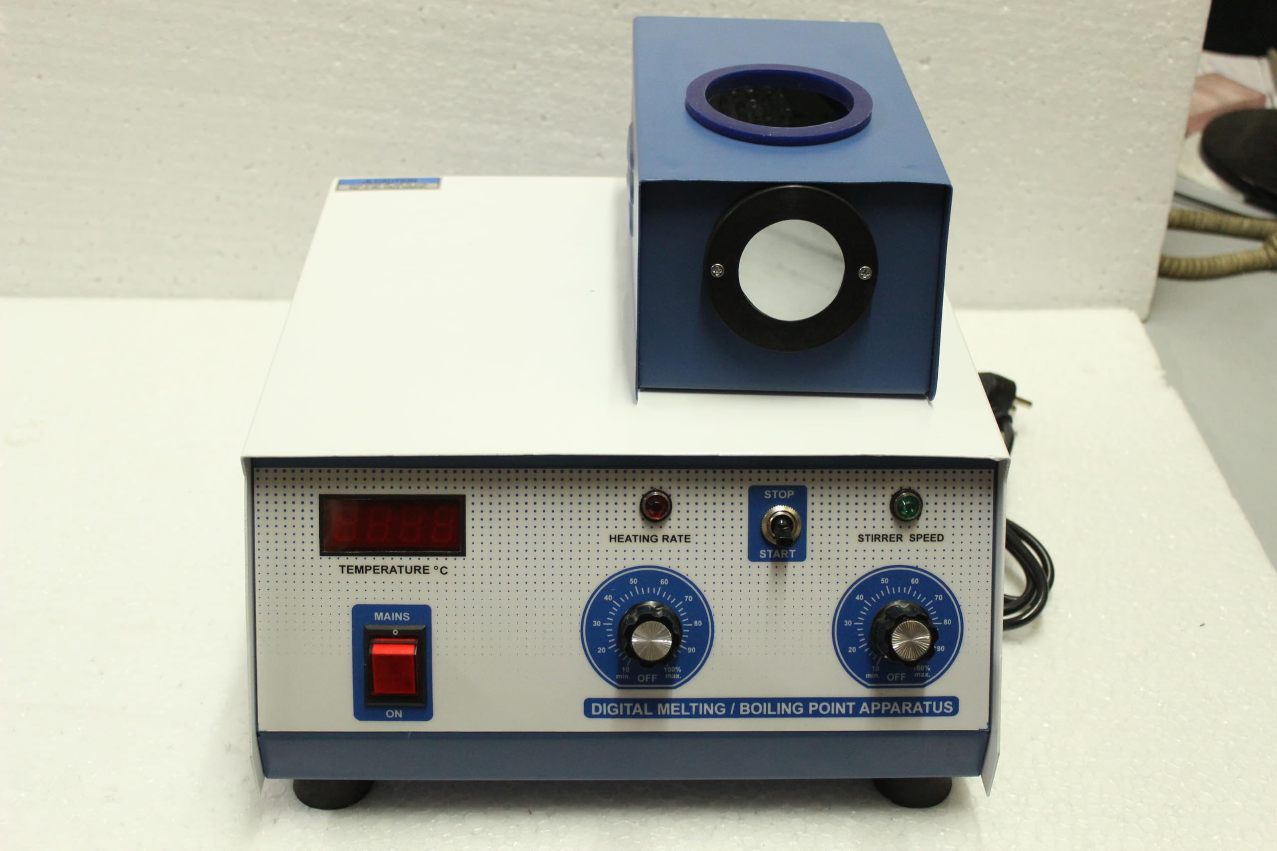 ME 201 : Melting Point Apparatus is The Compact Instrument Designed for Accurate