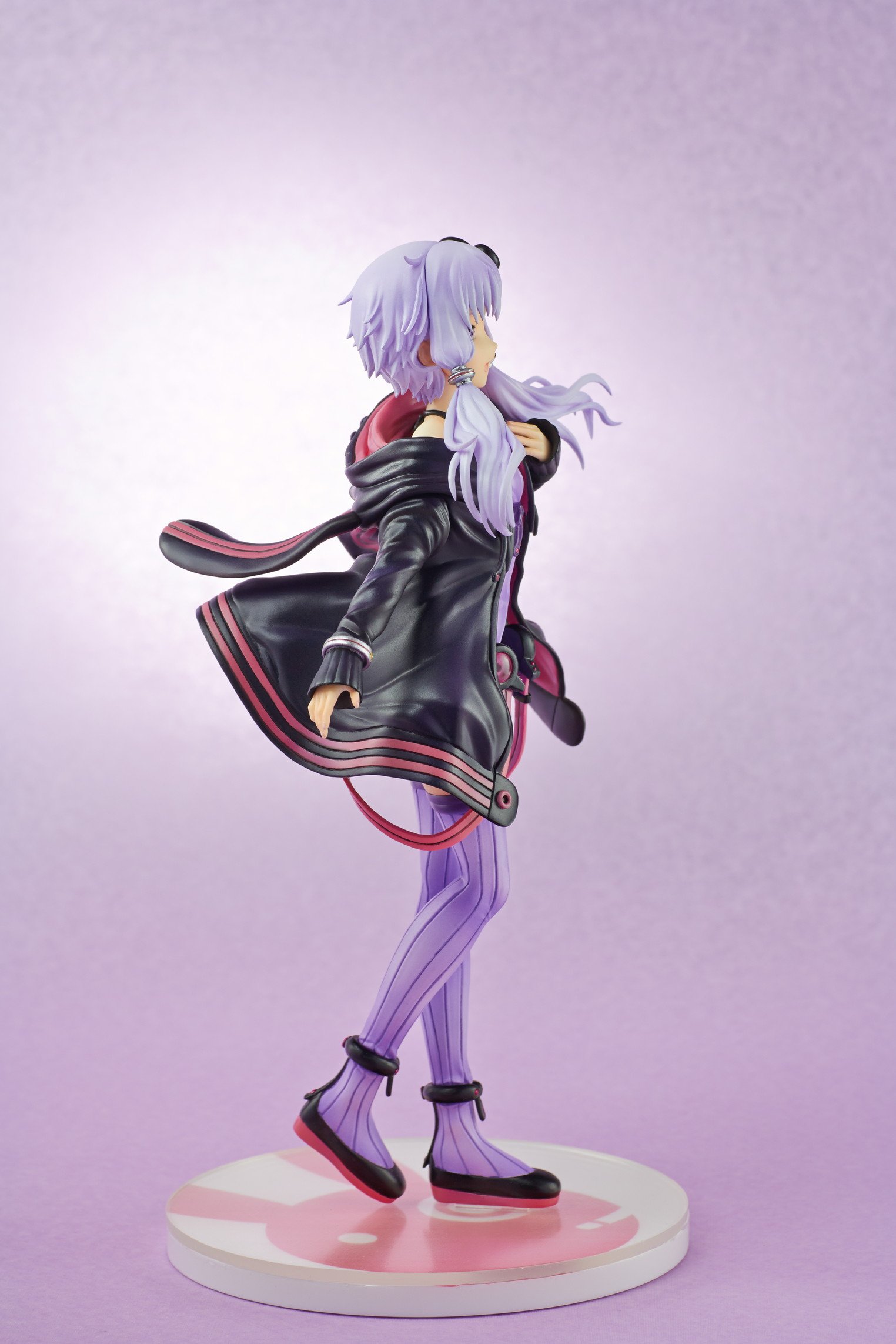 Amazon.co.jp: プルクラ 結月ゆかり (1/8スケール PVC製塗装済み完成品 