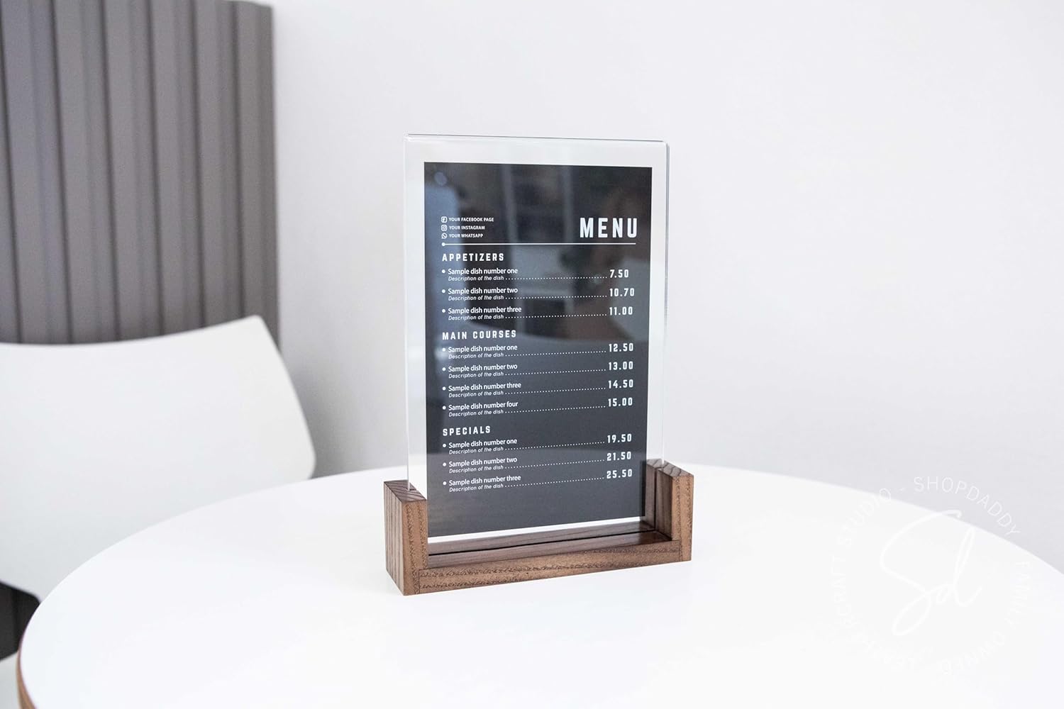 Acrylic Tabletop Menu Holder with Ashwood Base – Clear Vertical Sign Display Stand for Restaurant, Café & Retail, Double-Sided Acrylic Insert Frame for Menu Cards, QR Signs & Table Numbers