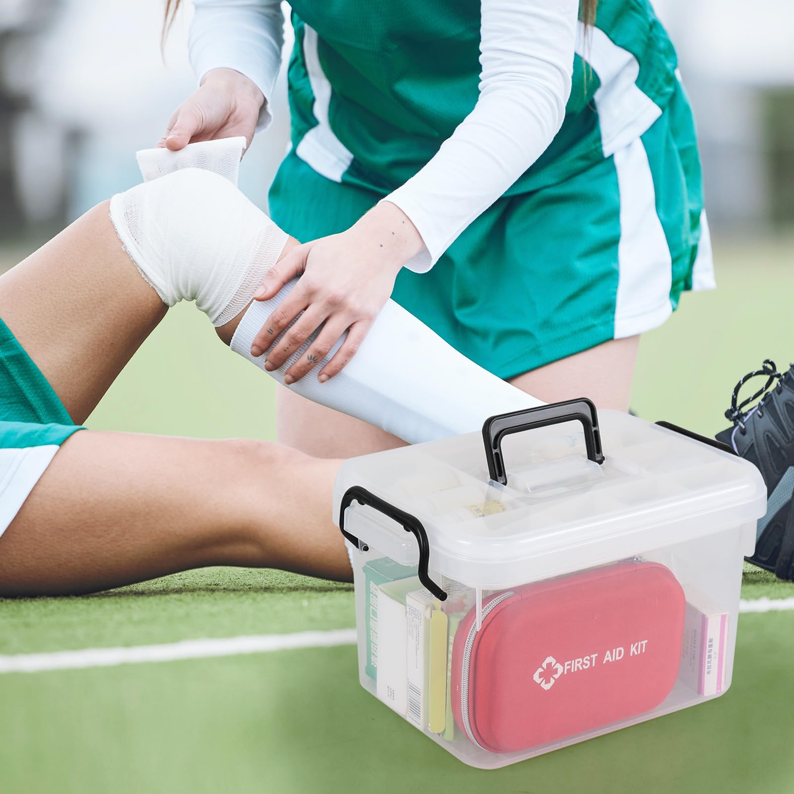 Boîte de premiers secours en plastique transparent avec compartiment amovible