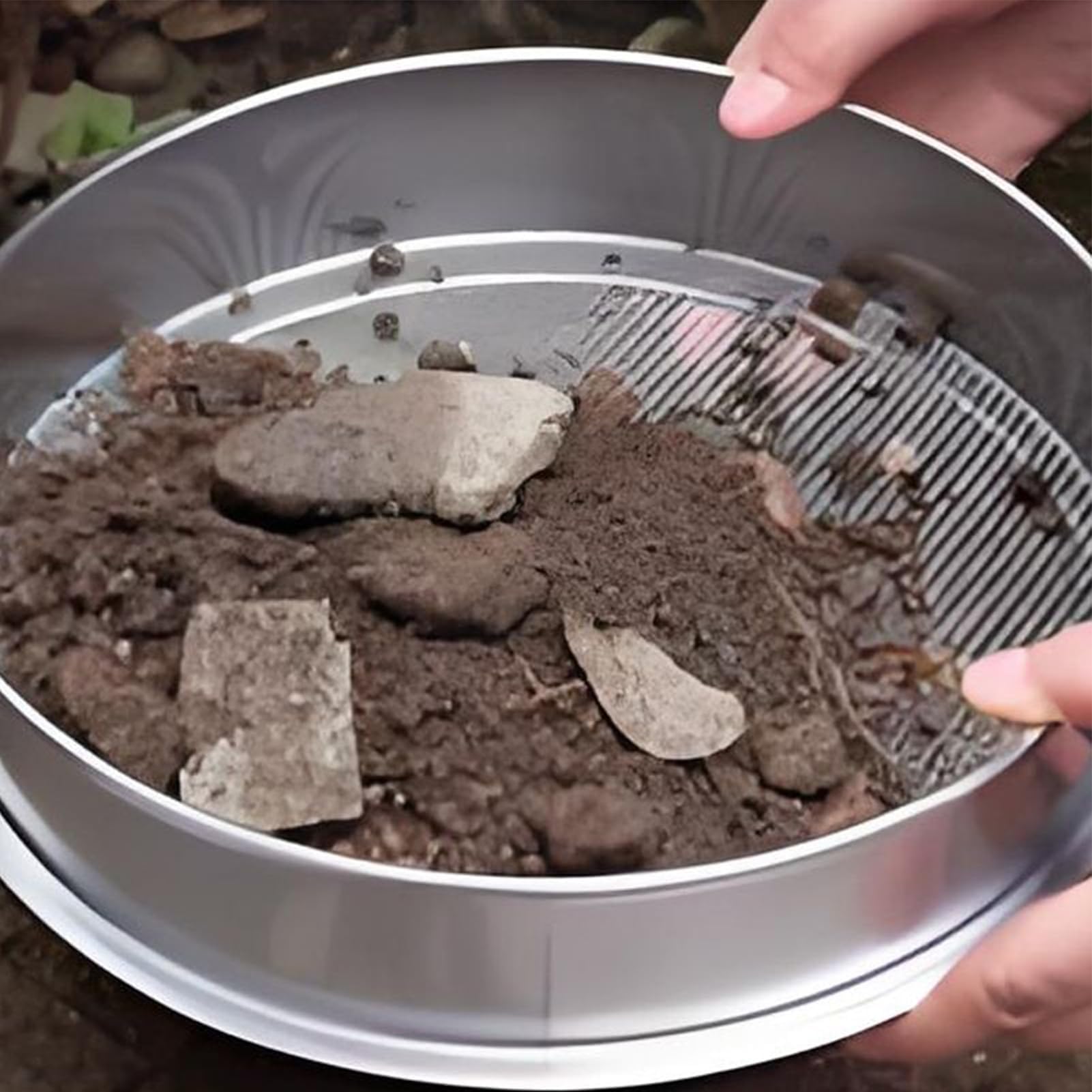 Tamiz de suelo de acero inoxidable - Colador de jardín de liberación rápida sin óxido ideal para grava aserrín vermicompost y abono - Cuchara de tamizado duradera
