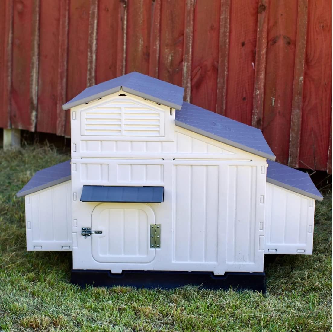 Durable Plastic Chicken Coop Formex Snap Lock Large Made