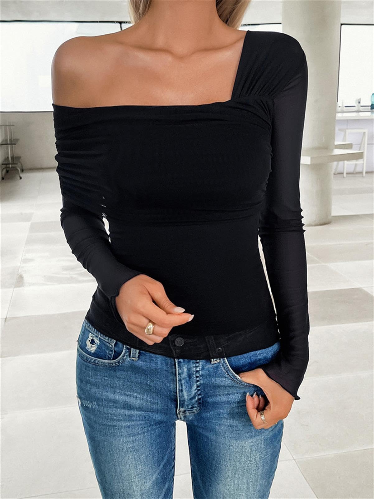 Frauen Slim Fit T-Shirts Gerafftes Crop Top Schulterfrei Langarm Casual Ausgehen Tops