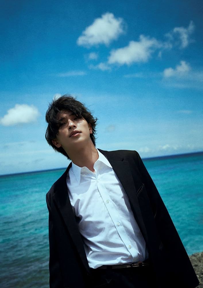 Amazon.co.jp: 【Amazon.co.jp限定】横浜流星2023年カレンダー