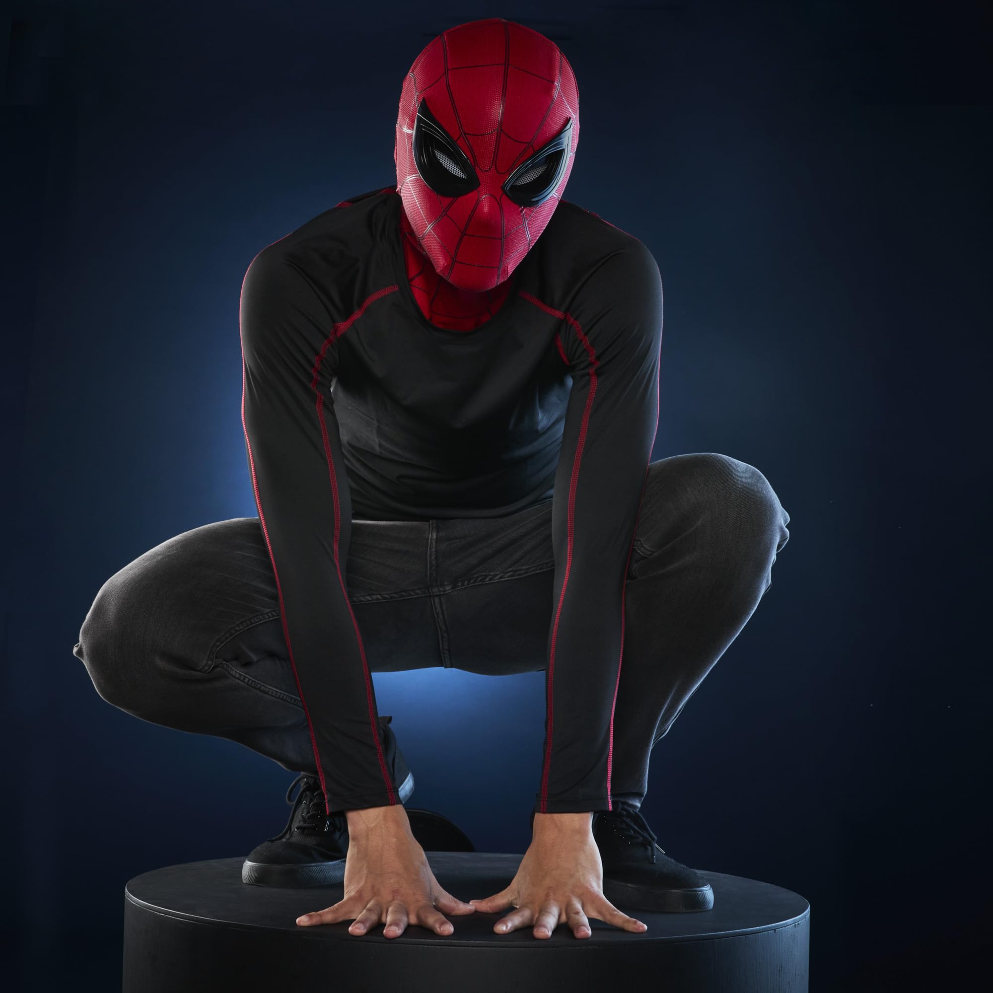 Elektroniczna ekspresyjna maska Spider-Mana z serii Marvel Legends
