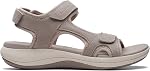 Clarks femmes Mira Bay Sandale plate