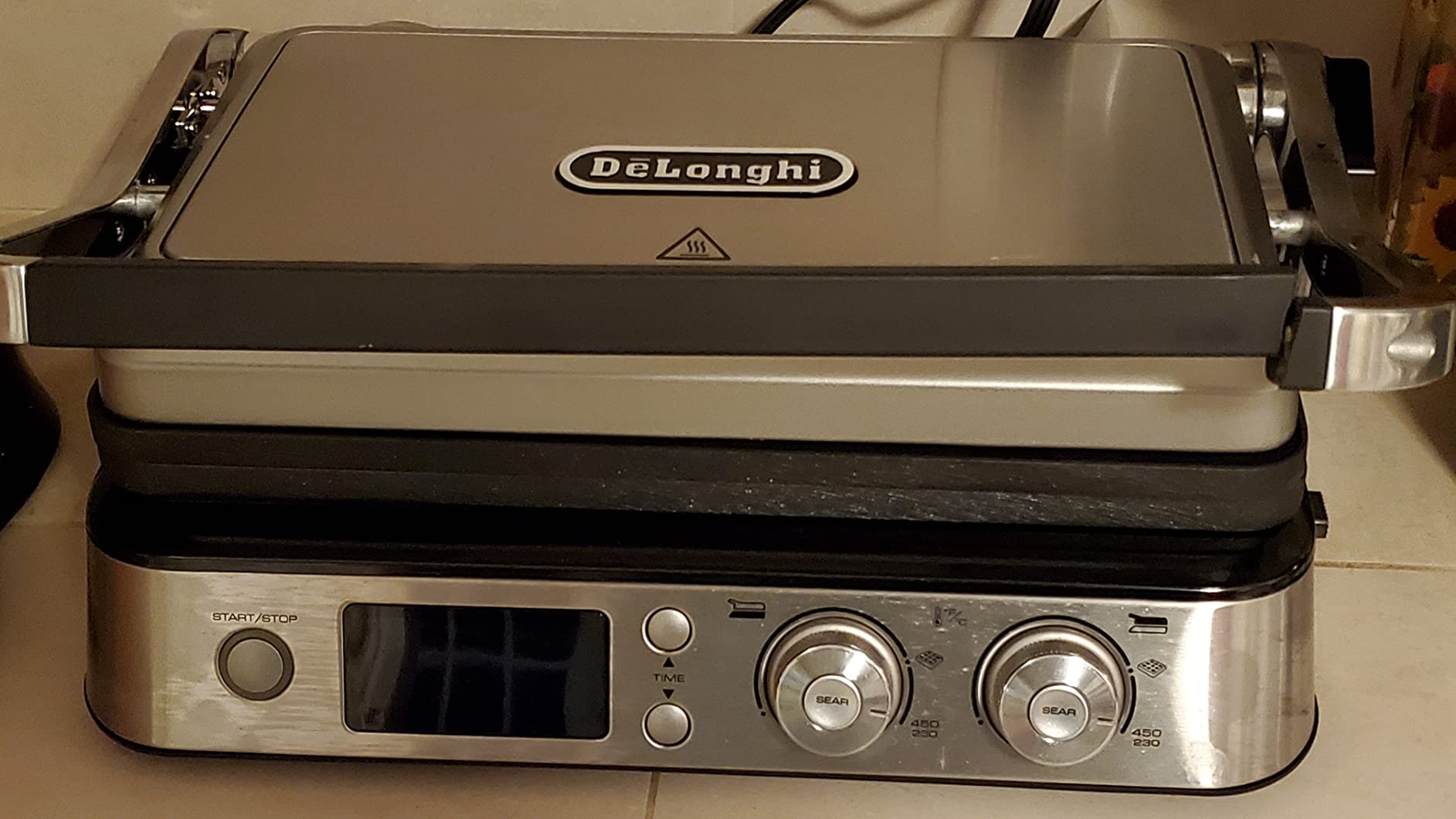 43/mo Finance DeLonghi America CGH1020D Livenza All Day Combination Contact Grill and Open