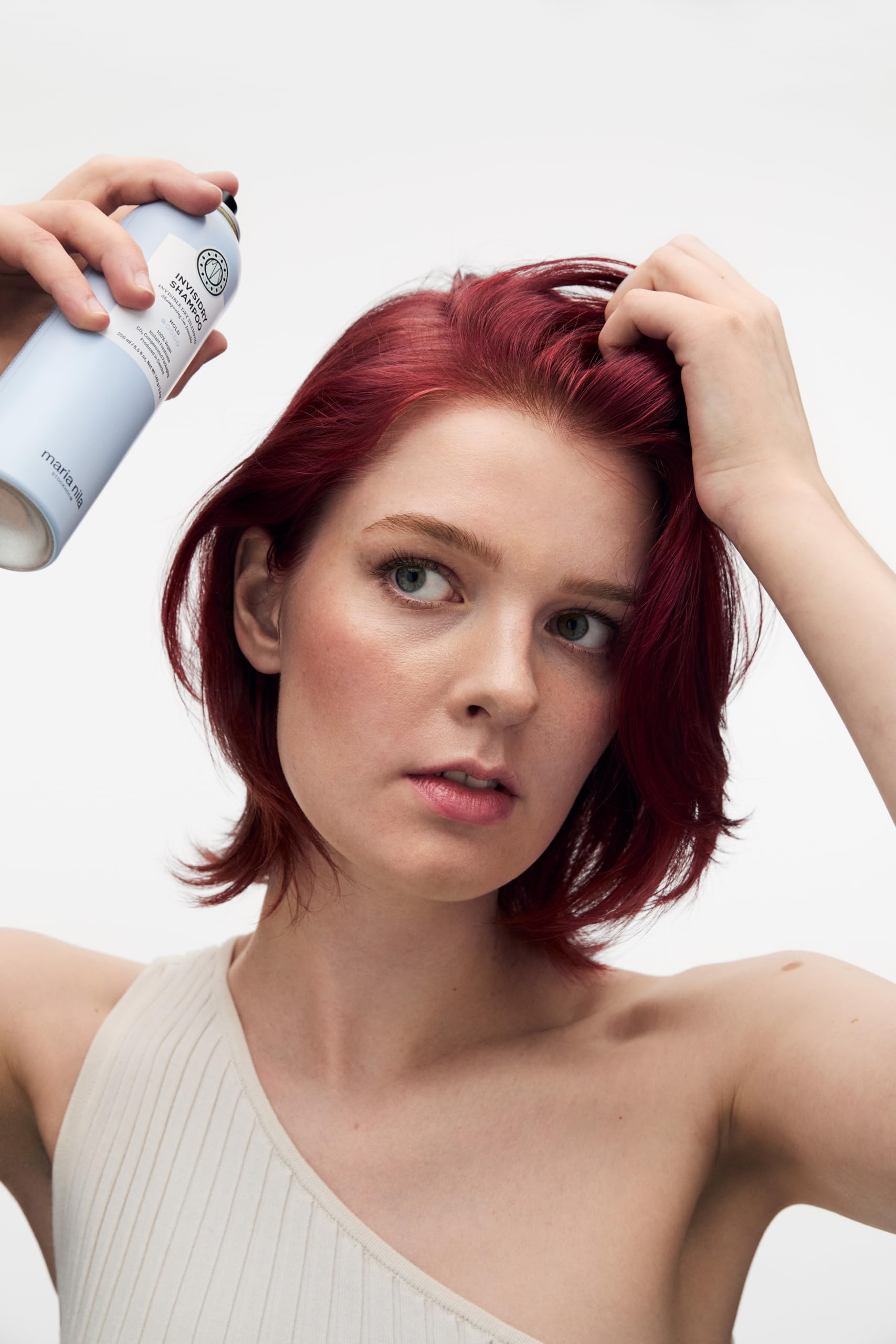 Maria Nila Invisidry Shampoing Sec, Rafraîchit les Cheveux et le Cuir Chevelu, Ne Laisse Aucun Résidu, 100% Végan & Sans Sulfate/Parabène