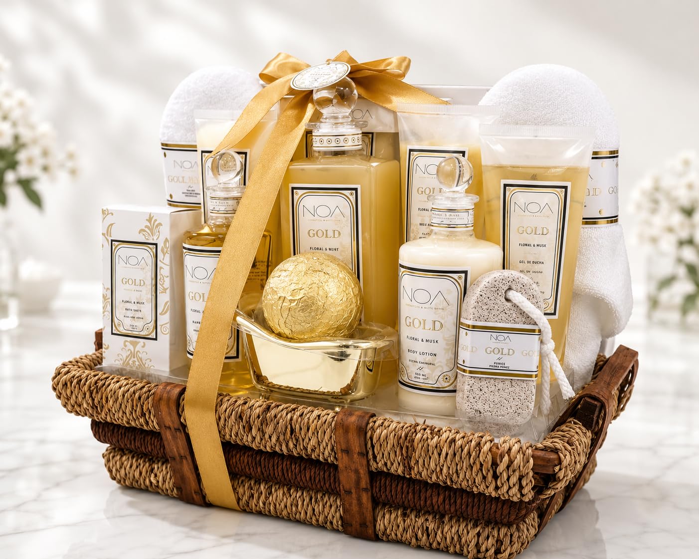 NOA Set de Baño regalo Premium con aroma a Almizcle y Flores Blancas – Kit Completo con Gel de Ducha, Loción Corporal, Burbujas de Baño, Exfoliante y Sales de Baño – Regalo Perfecto