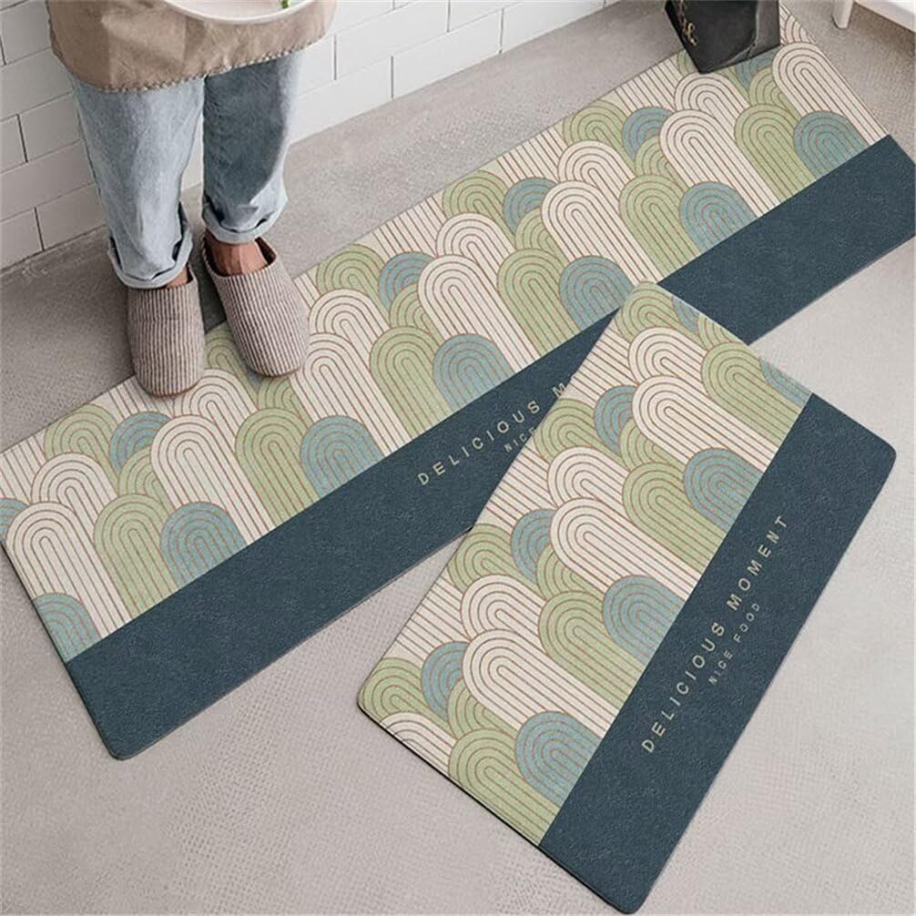 Tapis lavable à motif géométrique vert et bleu pour un salon chaleureux