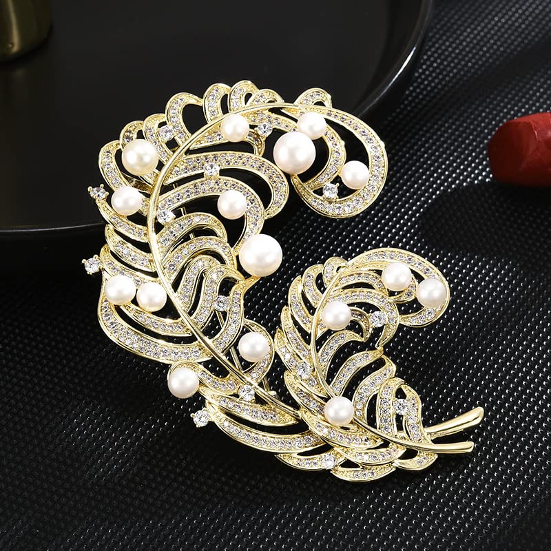 Image of Pearl Flower Brooch and Pins for Women Large Gold Luxury Elegant Pin Christmas Gift Jewelry
