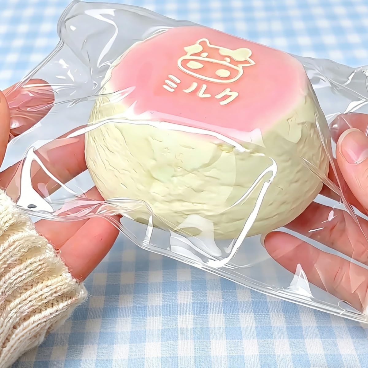 Amazon | めろジョイ スクイーズ 水感 ぷにぷに プリン ケーキ パン