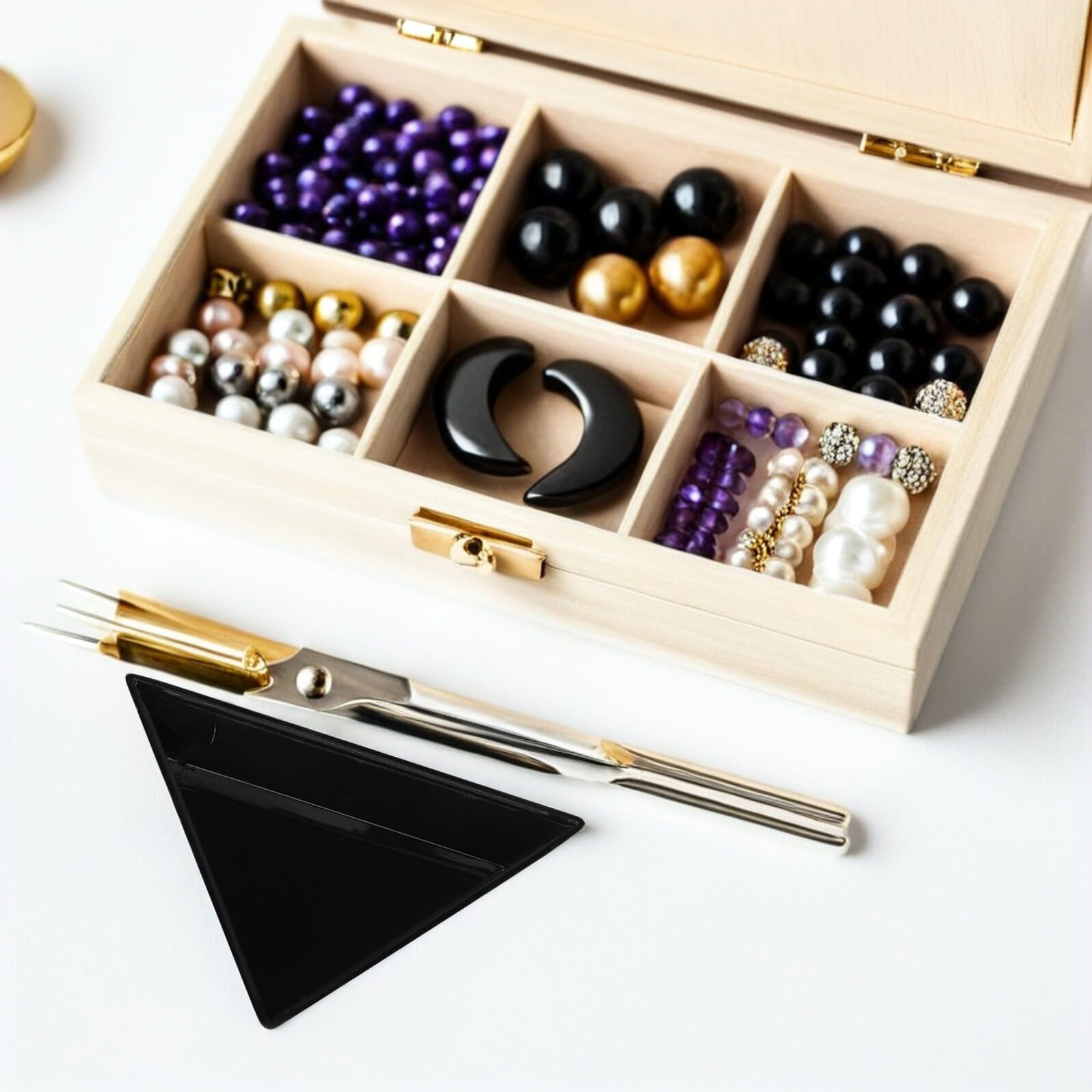 30 Stück 30 Stück Dreieckiges Plastik Organizer für Schmuckperlen und Diamantkunst Stapelbare Aufbewahrungsschalen für Nagelkunst Bastelzubehör und Strasssteine Schwarz