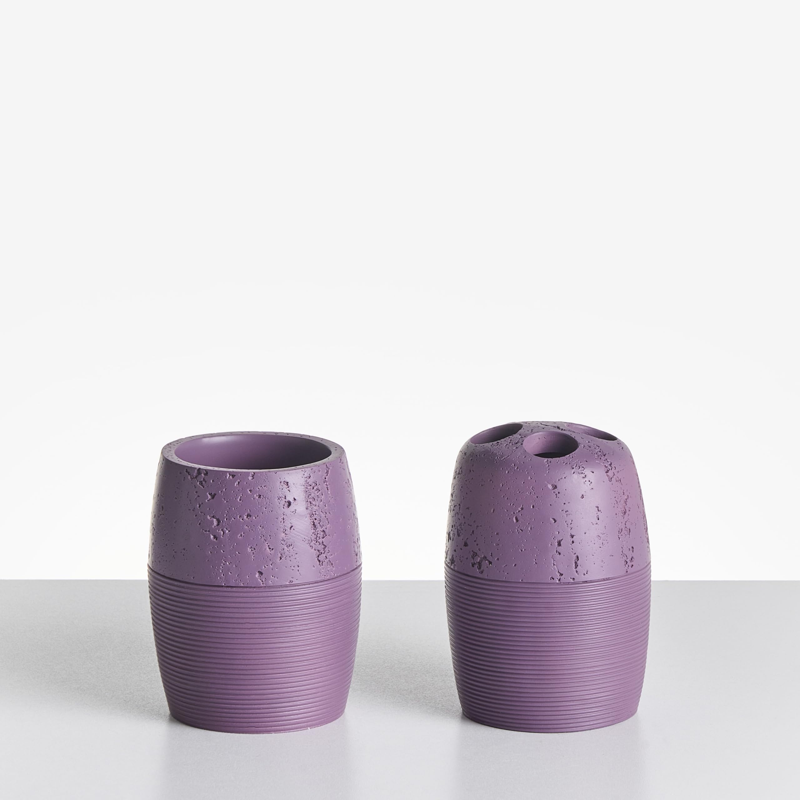 Conjunto de 5 Accesorios de baño jabonera dispensador de jabón escobilla de Inodoro Vaso Soporte para cepillos de Dientes púrpura Yarapa
