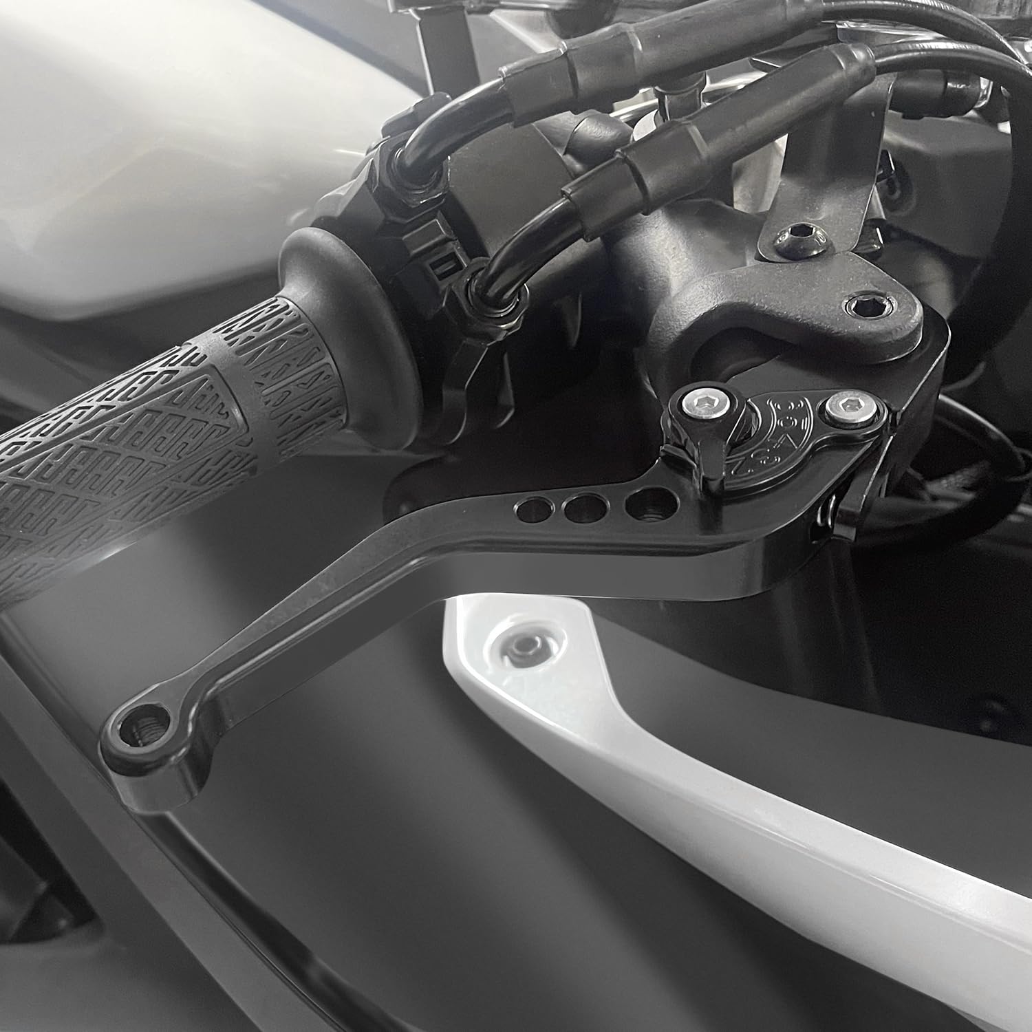 MFGZD CNC Réglable Moto Levier D'embrayage De Frein Court Pour CBR500R CB500F 2013-2018 / CB300R 2018-2024 / CBR300R CB300F 2014-2020 / CB190X 2017-2018 / CBR250R 2011-2017 (Noir)