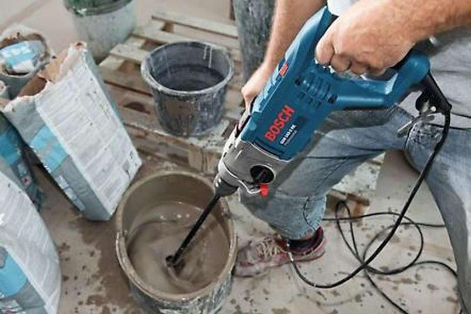 Bosch Professional Schlagbohrmaschine GSB 162-2 RE (inkl. Zusatzhandgriff, Tiefenanschlag, Zahnkranzbohrfutter 16mm, Handwerkoffer)