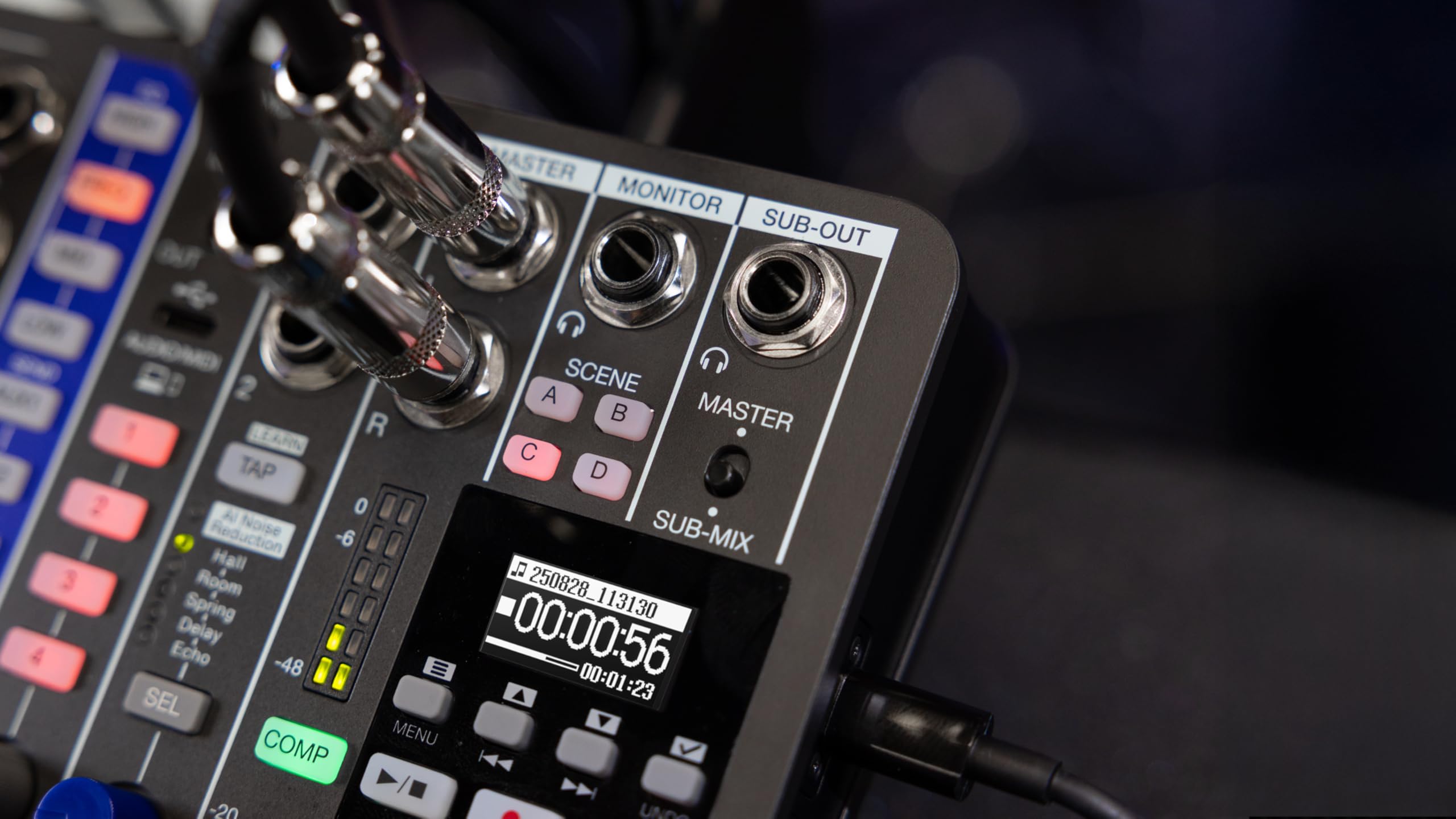 Zoom - L6max LIVETRACK, mixer a 12 canali, 4 ingressi microfonici 32 bit, registrazione su scheda SD, modalità Bounce, schermo OLED, MIDI, riduzione del rumore AI per musica, streaming, podcasting