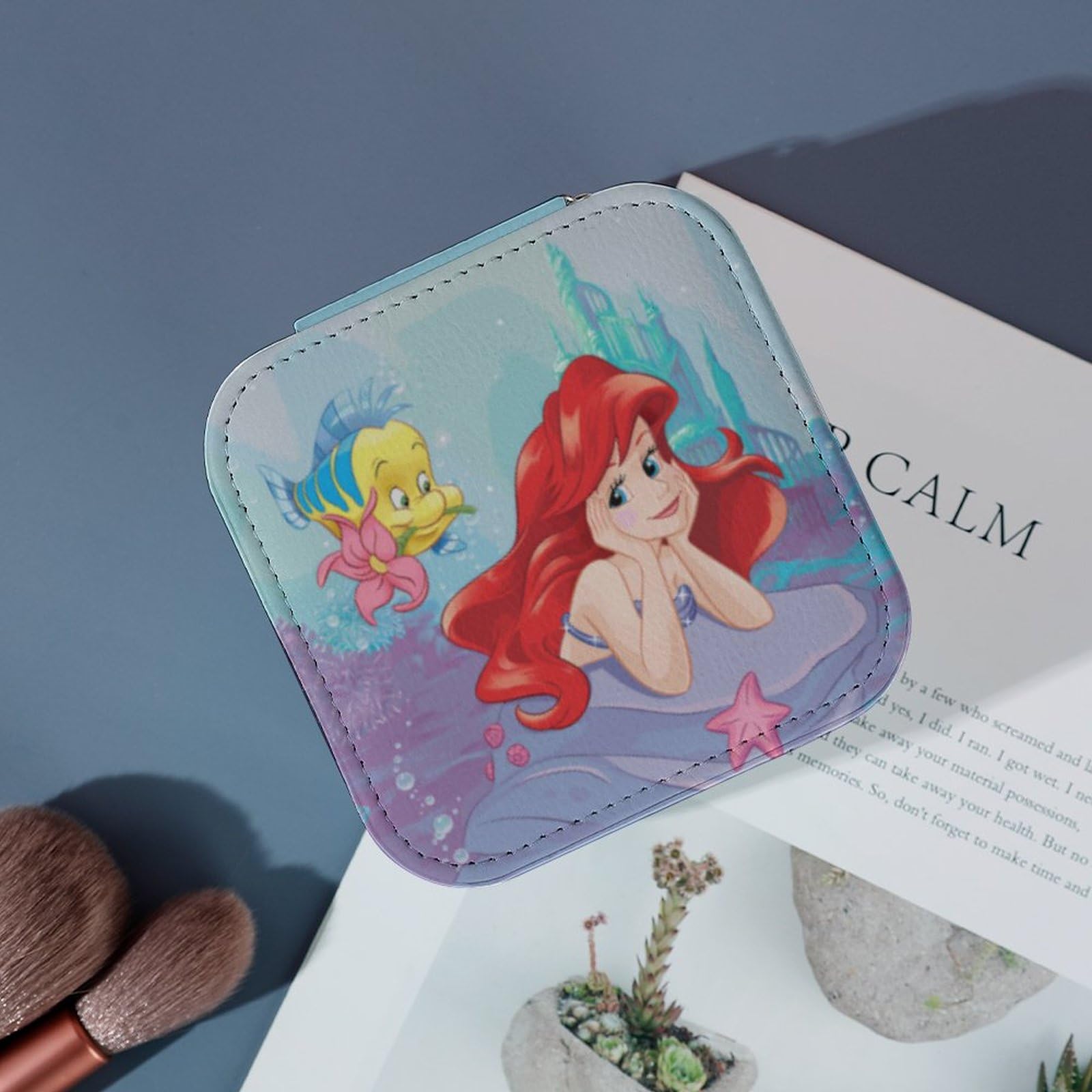 ディズニー　リトルマーメイド　アリエル　小物入れ　置物　陶器　アクセサリーbox ディズニー リトルマーメイド アリエル 小物入れ 置物 陶器