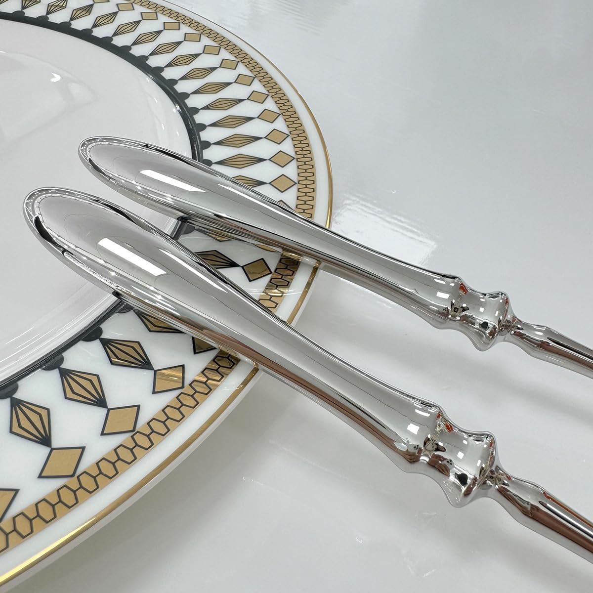 Hochwertiges 18/10 Edelstahl-besteckset Für 4 Personen | Besteckset Mit Messern, Gabeln Und Löffeln | Langlebig, Poliert, Spülmaschinenfest Für Zuhause, Küche Und Hochzeiten Silver 20pcs for 4