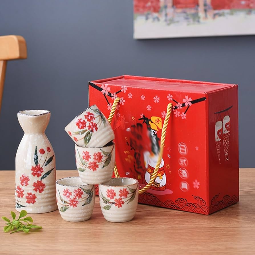 伊万里焼 陶器酒器セット（徳利2本、猪口5個） 伊万里焼】古伊万里酒器セット（角徳利＋盃2個） 035-H188